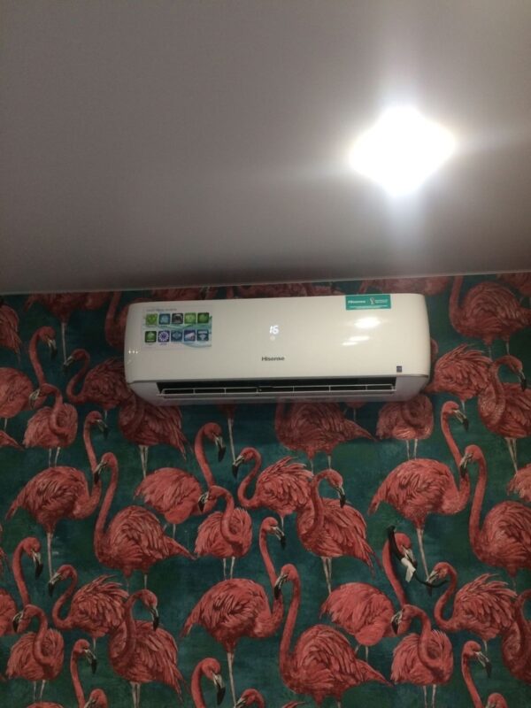 Сплит-система Hisense EXPERT PRO 2.0 EU DC Inverter AS-10UW4RLCHC00 до 28 м²